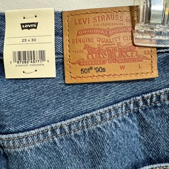 NWT Levi’s straight leg jeans - Picture 5 of 7